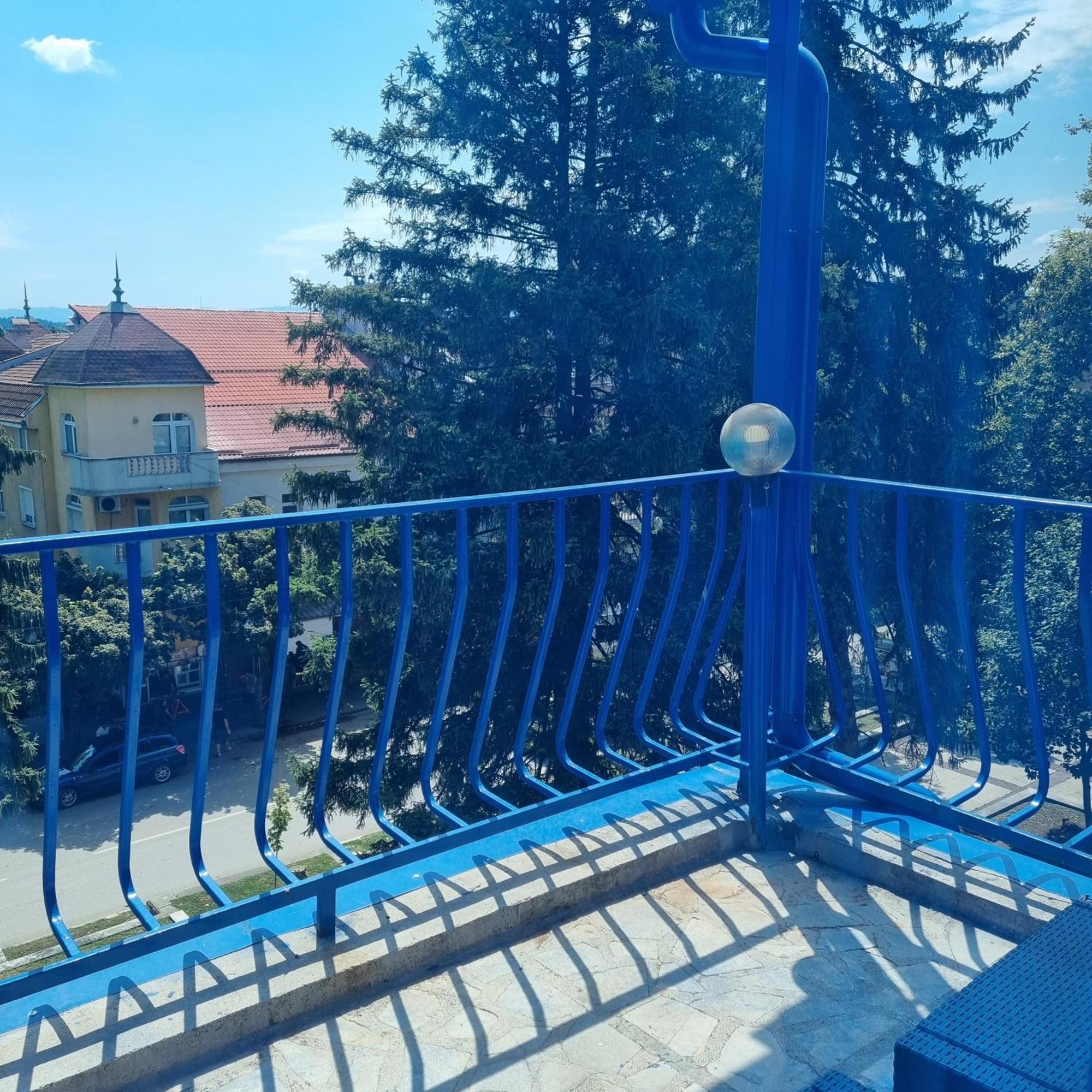 Хотел Европа Монтана Экстерьер фото
